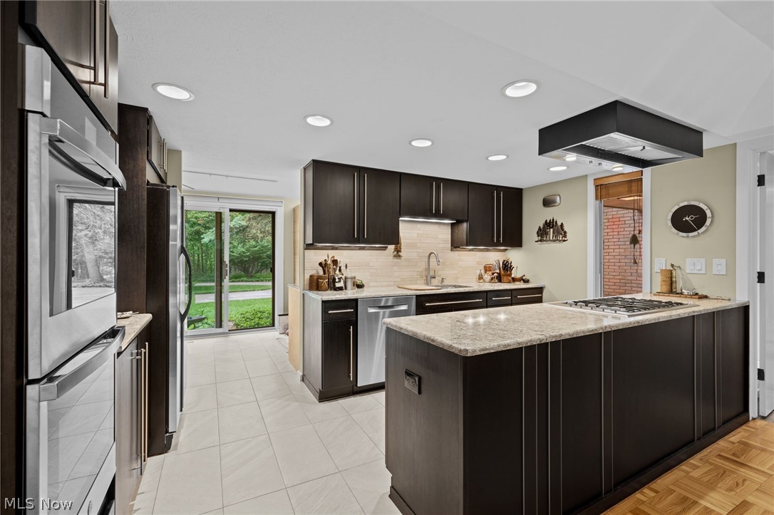 85 Winterberry Lane Moreland Hills OH 44022