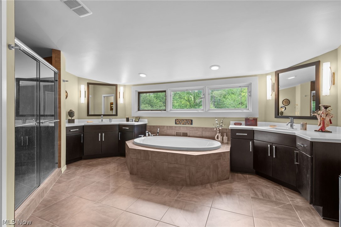 85 Winterberry Lane Moreland Hills OH 44022
