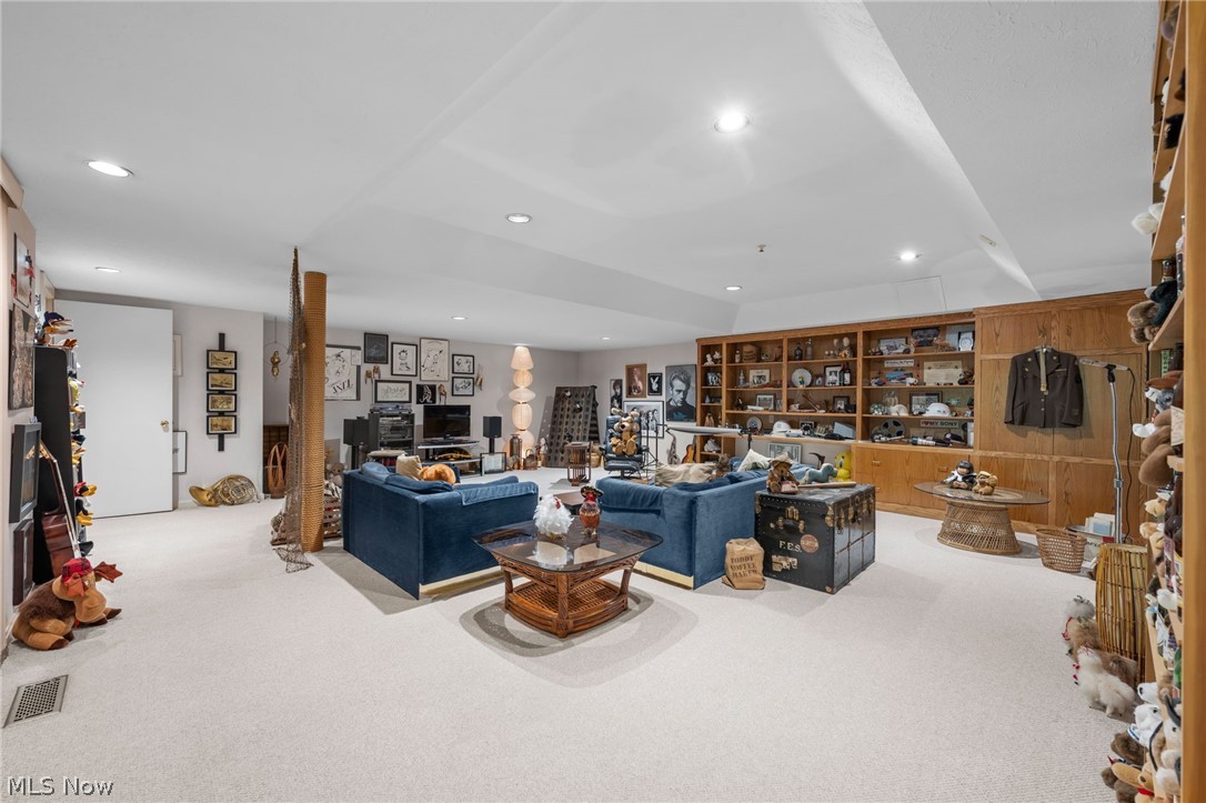 85 Winterberry Lane Moreland Hills OH 44022