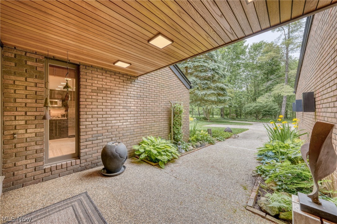 85 Winterberry Lane Moreland Hills OH 44022