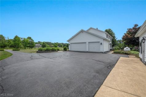 13720 Equestrian Drive Burton OH 44021