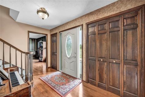 13720 Equestrian Drive Burton OH 44021