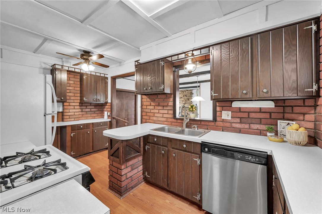 396 Crystal Street Akron OH 44305