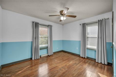 396 Crystal Street Akron OH 44305