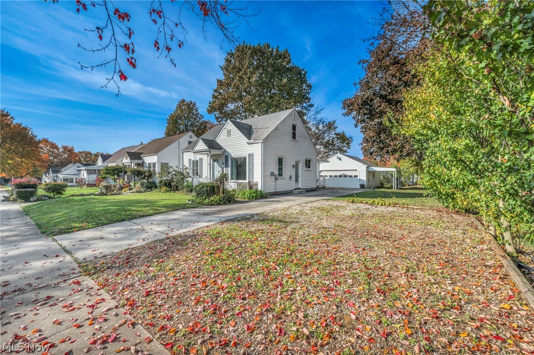 396 Crystal Street Akron OH 44305