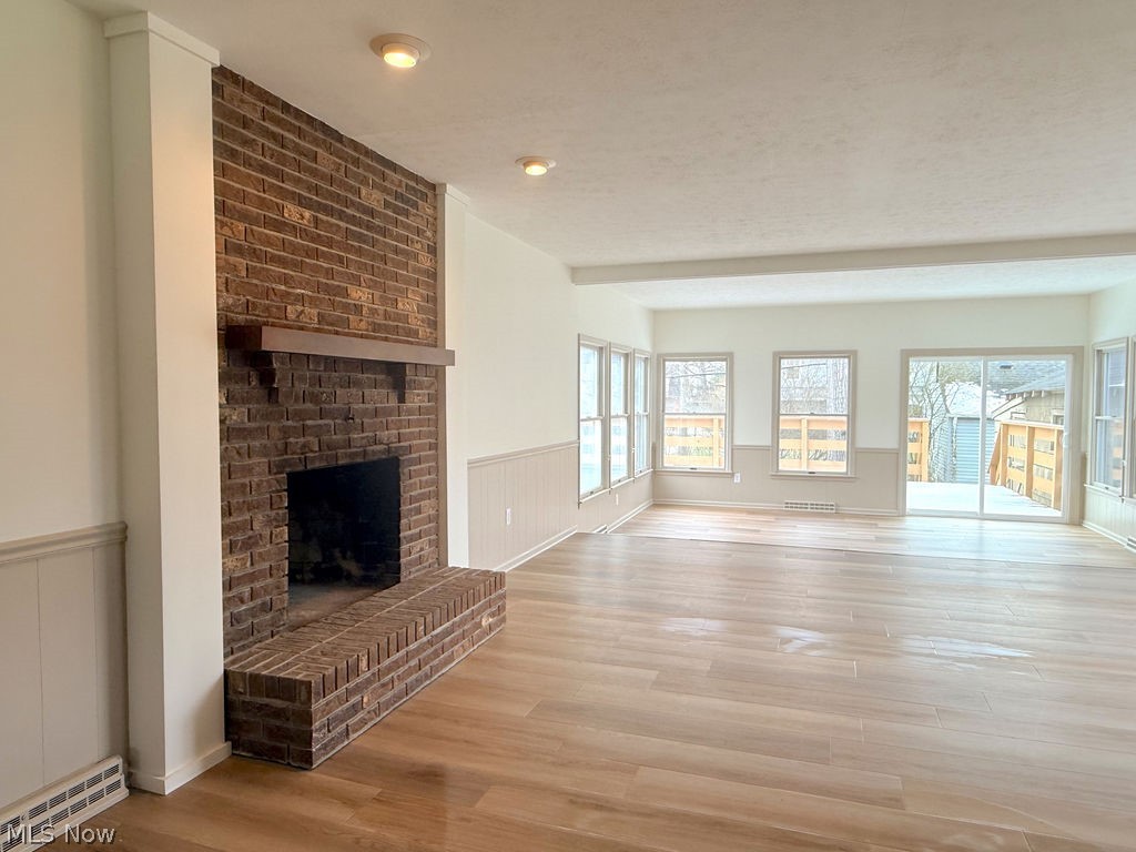 419 Oak Knoll NE Warren OH 44483