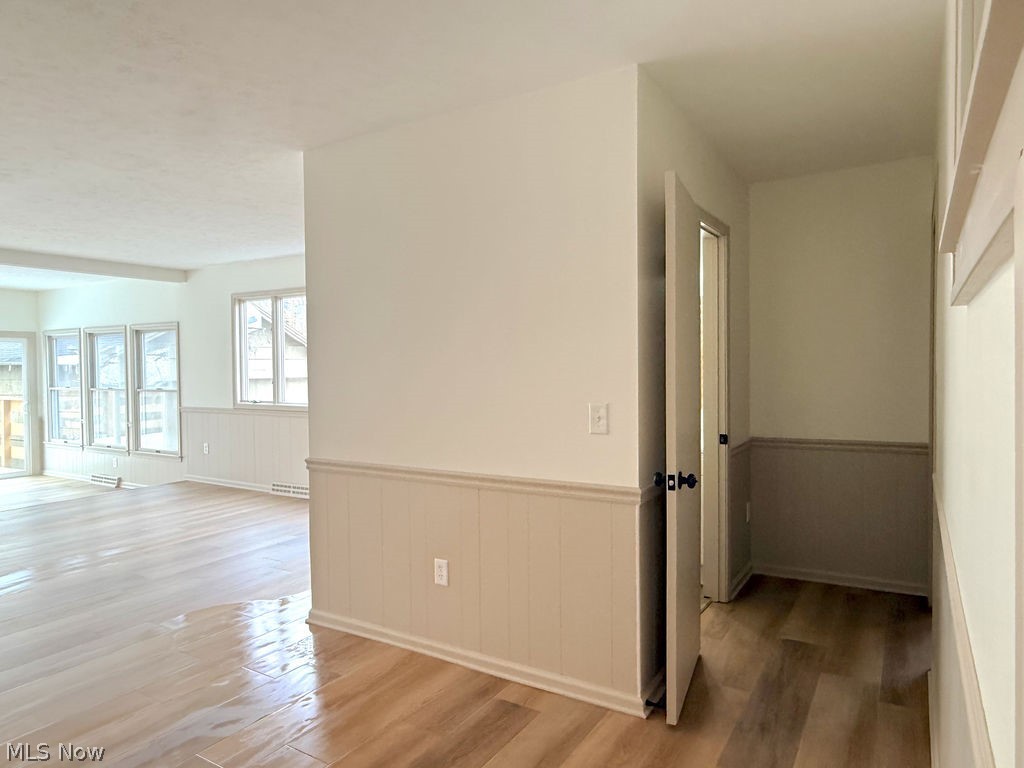 419 Oak Knoll NE Warren OH 44483