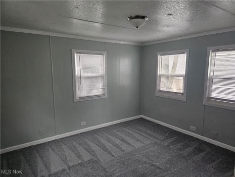 2305 E Waterloo Road Akron OH 44312