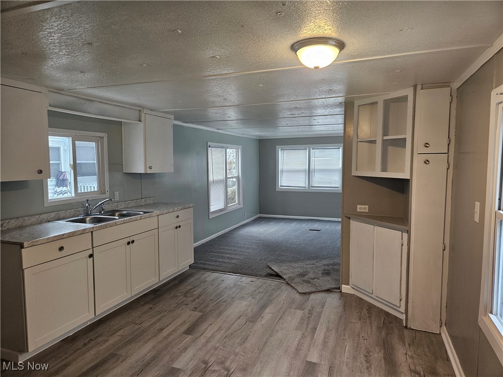 2305 E Waterloo Road Akron OH 44312