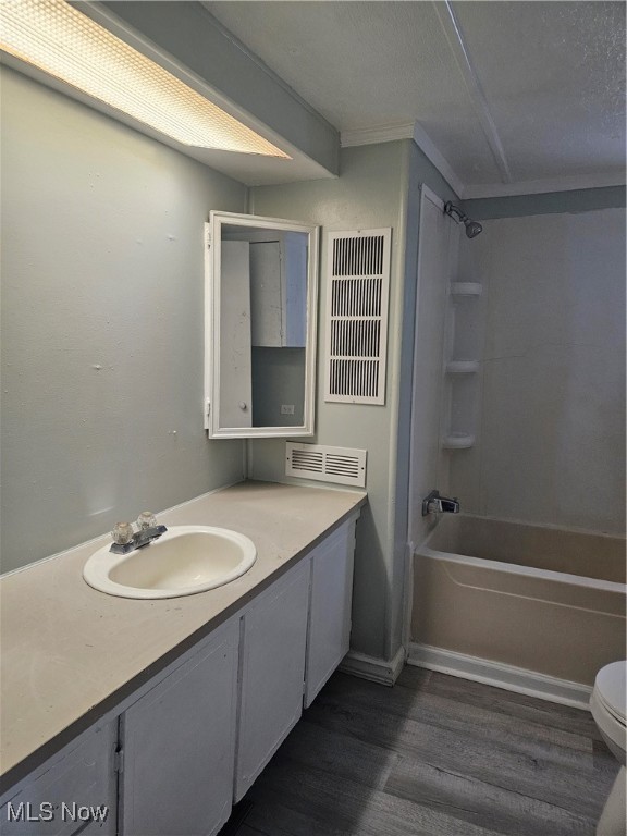 2305 E Waterloo Road Akron OH 44312