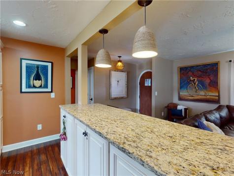 2414 Lakeside Avenue NW Canton OH 44708