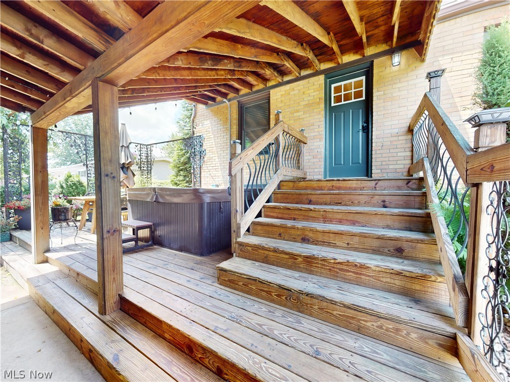 2414 Lakeside Avenue NW Canton OH 44708