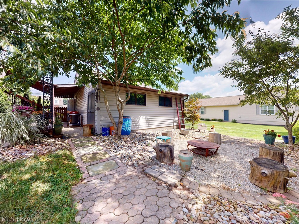2414 Lakeside Avenue NW Canton OH 44708