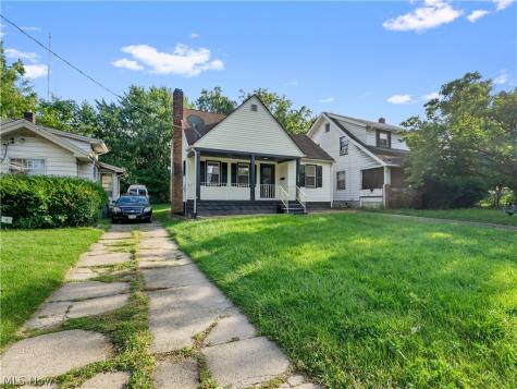 353 Hilton Avenue Youngstown OH 44507