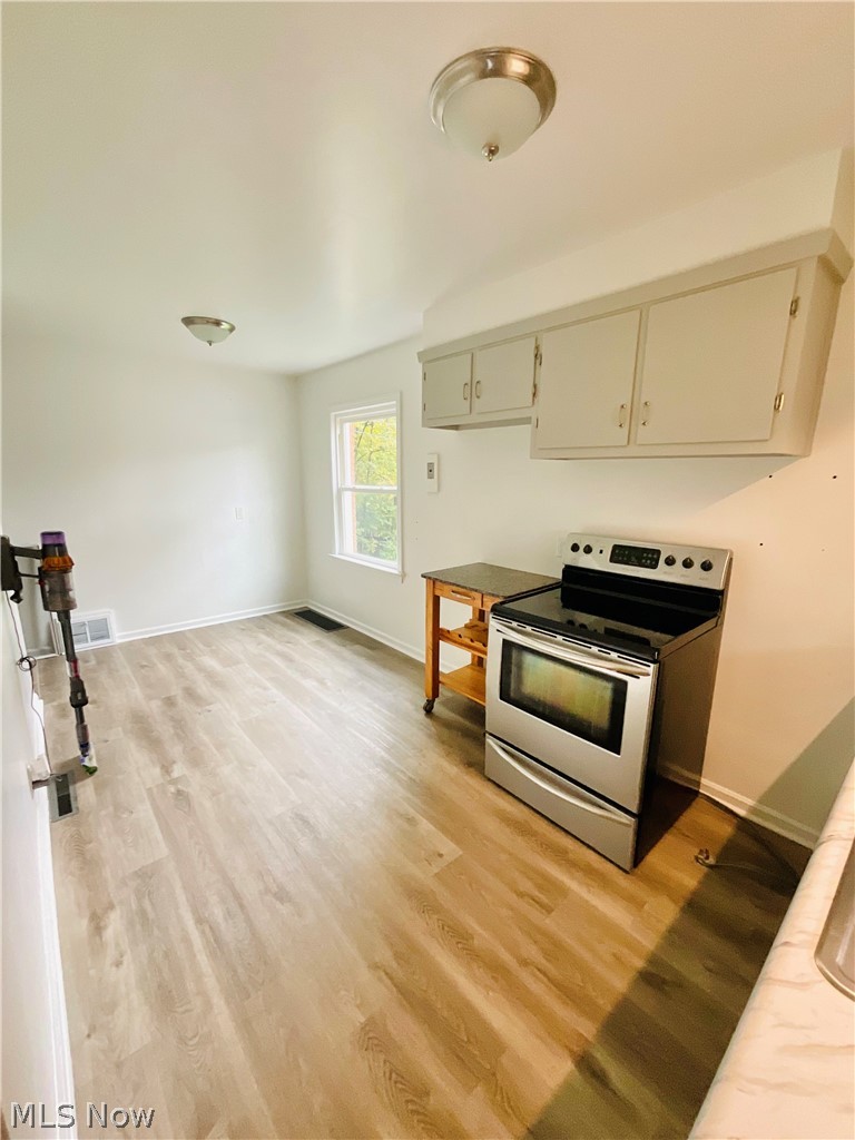 686 Prentiss Avenue Akron OH 44306
