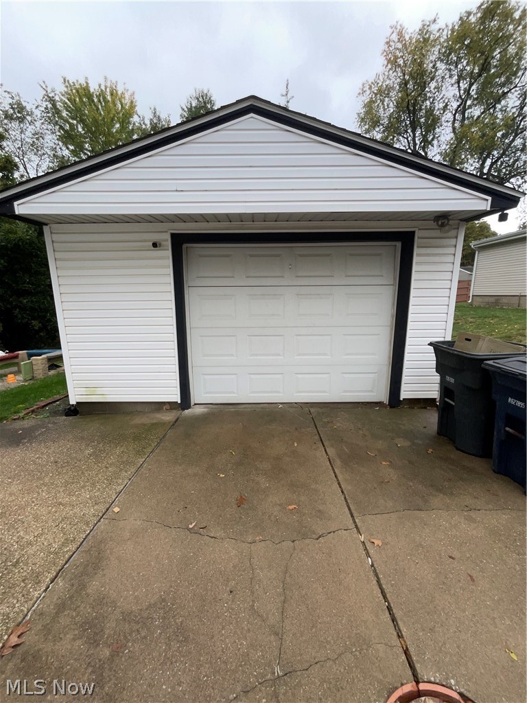 686 Prentiss Avenue Akron OH 44306