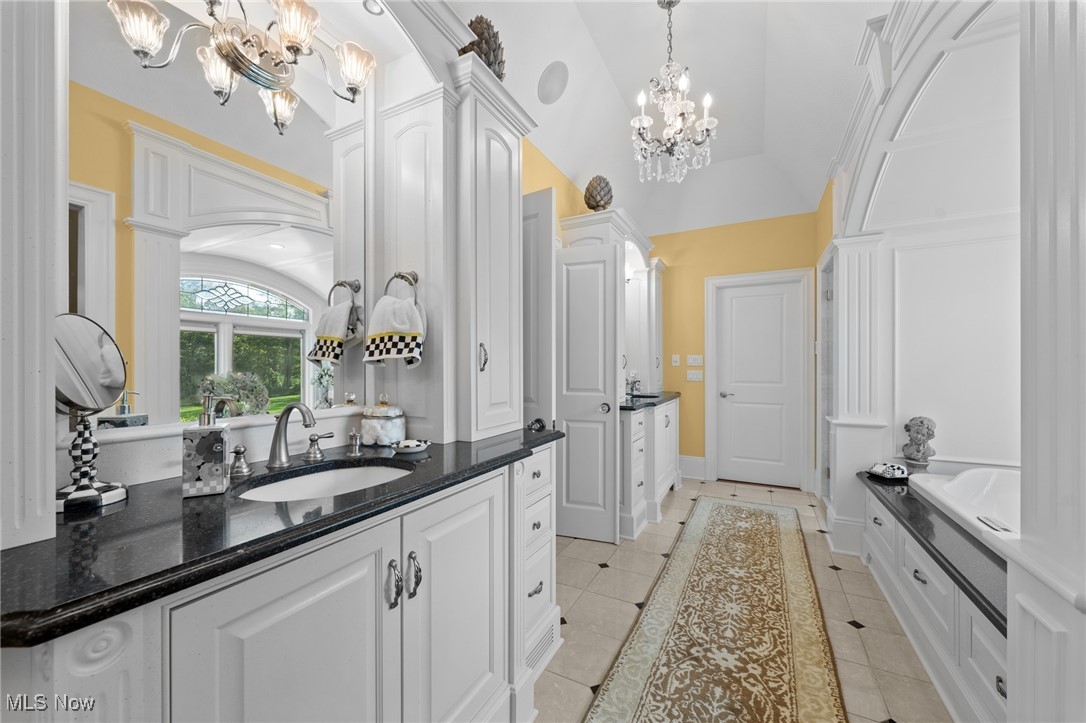 9826 Foxwood Trail Kirtland OH 44094