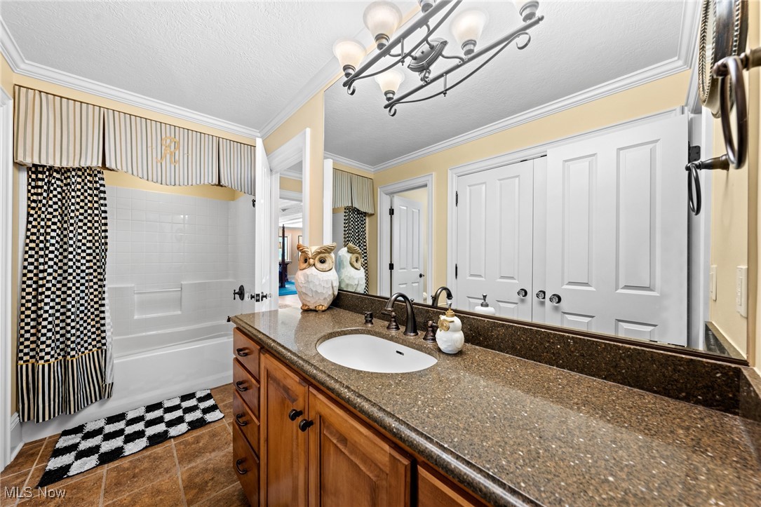 9826 Foxwood Trail Kirtland OH 44094