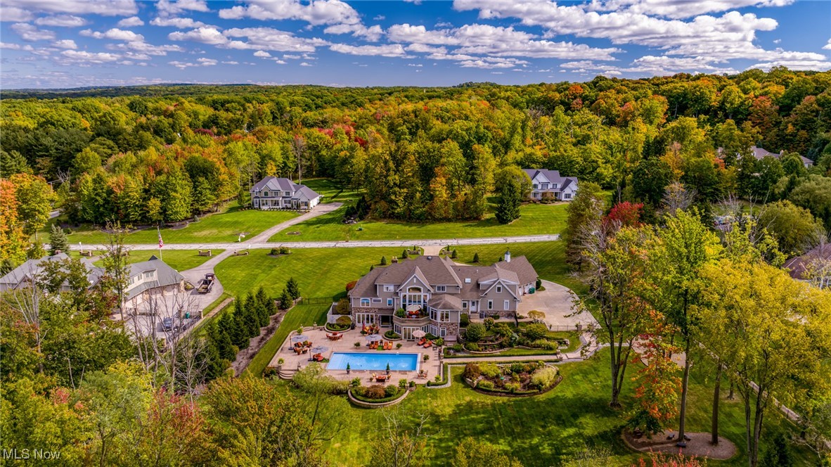 9826 Foxwood Trail Kirtland OH 44094