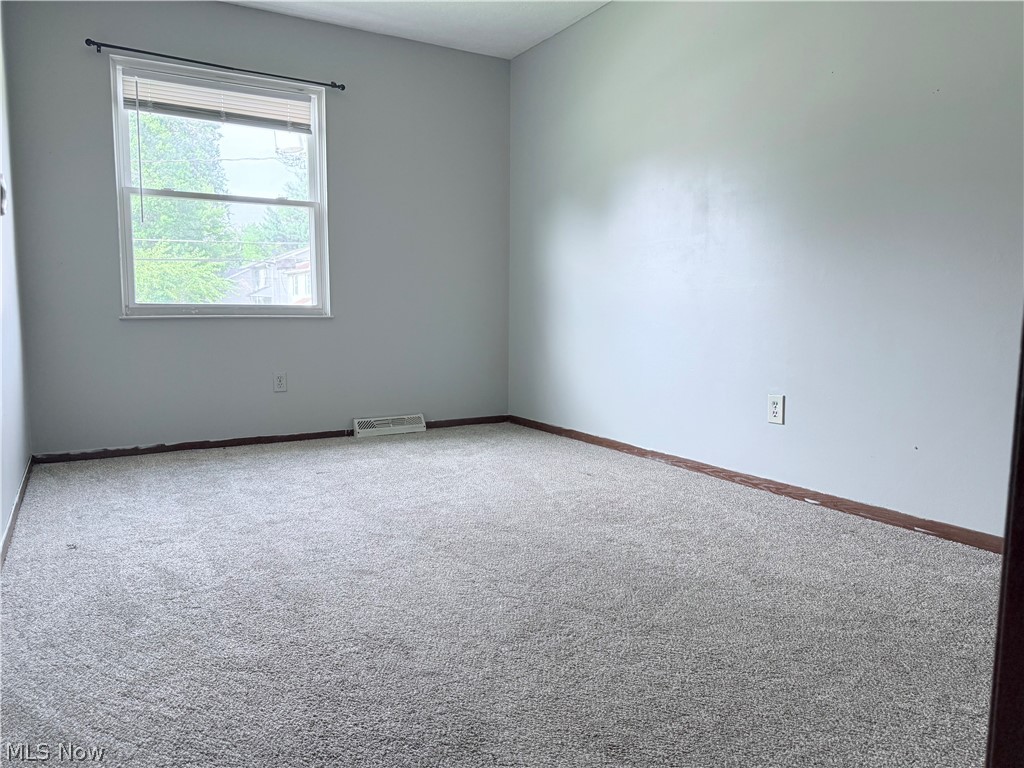 1750 Oneida Avenue Cuyahoga Falls OH 44221