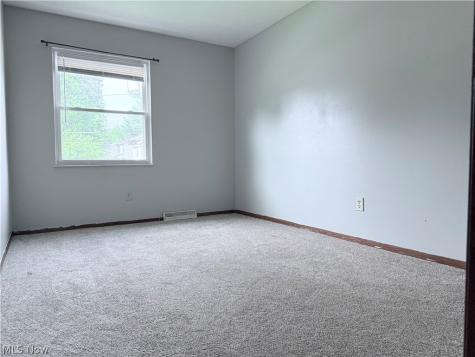 1750 Oneida Avenue Cuyahoga Falls OH 44221
