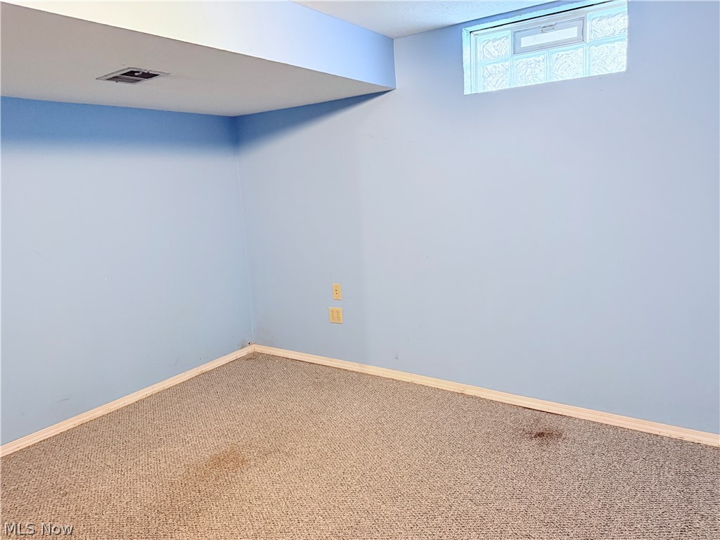 1750 Oneida Avenue Cuyahoga Falls OH 44221