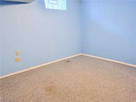 1750 Oneida Avenue Cuyahoga Falls OH 44221