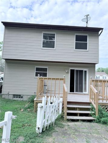 1750 Oneida Avenue Cuyahoga Falls OH 44221
