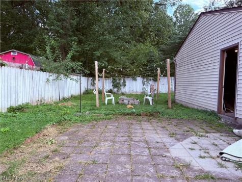 1750 Oneida Avenue Cuyahoga Falls OH 44221