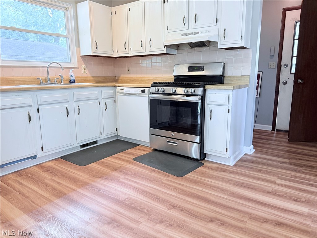 1750 Oneida Avenue Cuyahoga Falls OH 44221