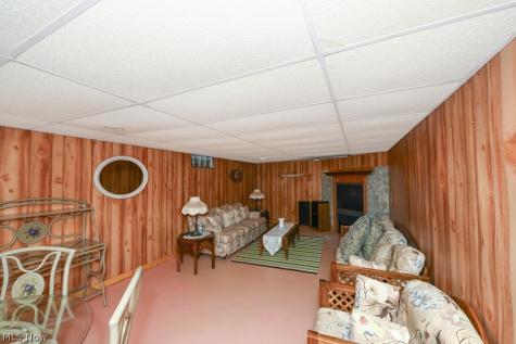 490 Bonshire Road Akron OH 44319