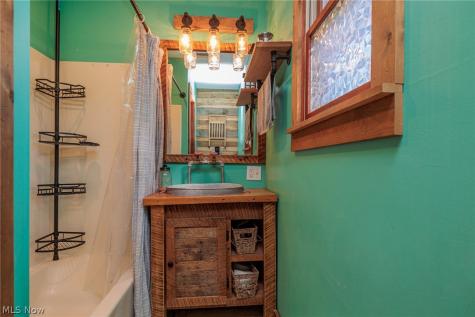 232 Barker Street Wellington OH 44090