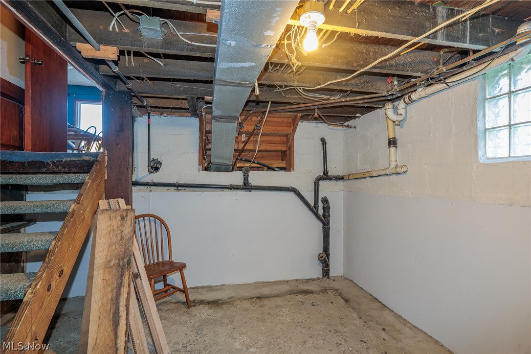 232 Barker Street Wellington OH 44090