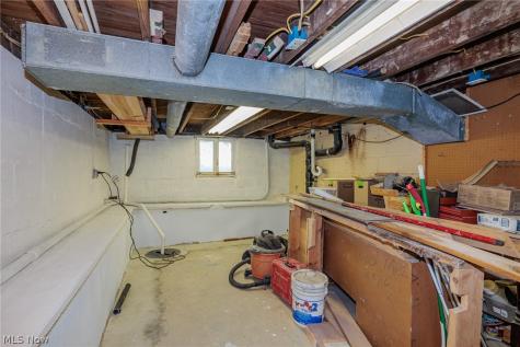 232 Barker Street Wellington OH 44090