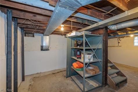 232 Barker Street Wellington OH 44090