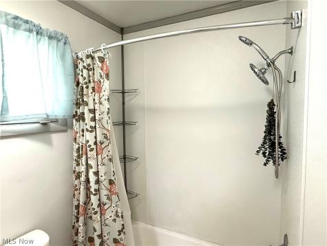 637 Quinby Avenue Wooster OH 44691