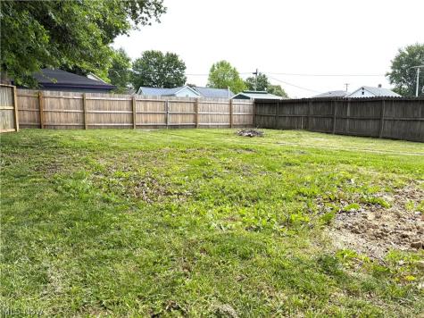637 Quinby Avenue Wooster OH 44691