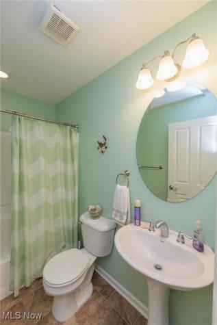 5277 Spruce Pointe Lane Brunswick OH 44212