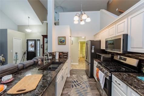 5277 Spruce Pointe Lane Brunswick OH 44212