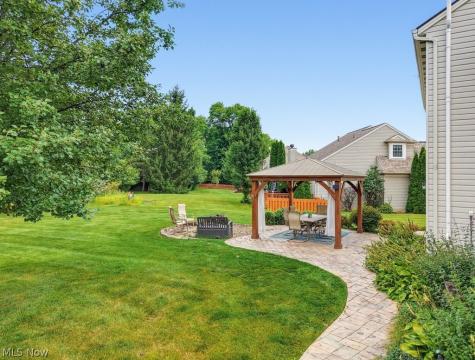 533 Continental Drive Sagamore Hills OH 44067