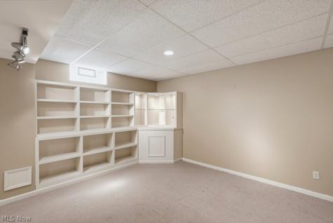 533 Continental Drive Sagamore Hills OH 44067