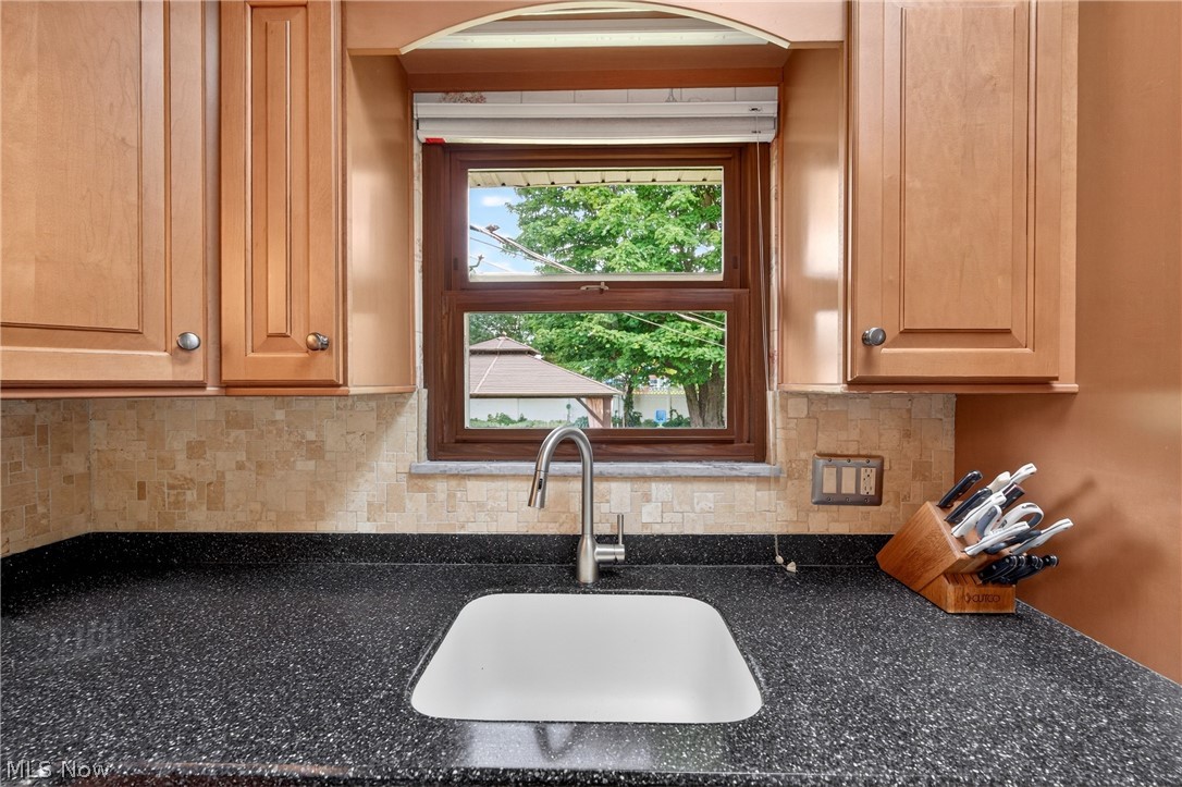 21439 Ellen Drive Fairview Park OH 44126