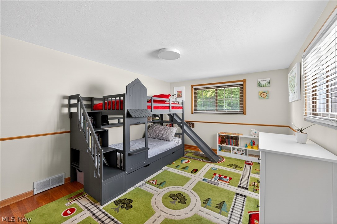 21439 Ellen Drive Fairview Park OH 44126