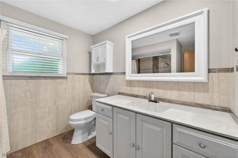 21439 Ellen Drive Fairview Park OH 44126