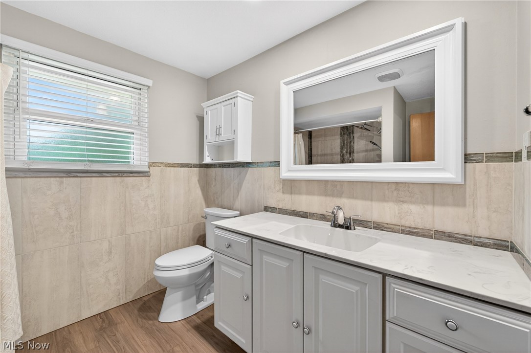 21439 Ellen Drive Fairview Park OH 44126