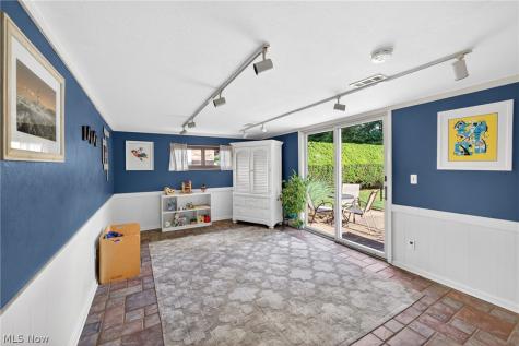 21439 Ellen Drive Fairview Park OH 44126