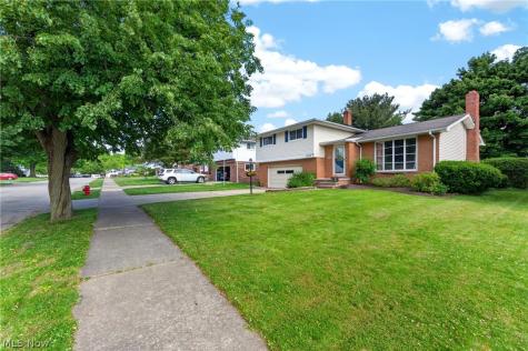 21439 Ellen Drive Fairview Park OH 44126