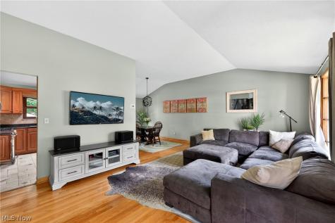 21439 Ellen Drive Fairview Park OH 44126