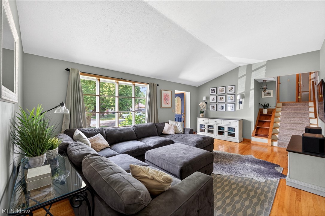 21439 Ellen Drive Fairview Park OH 44126