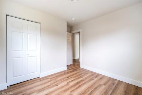 2402 NE Morris Avenue Canton OH 44705